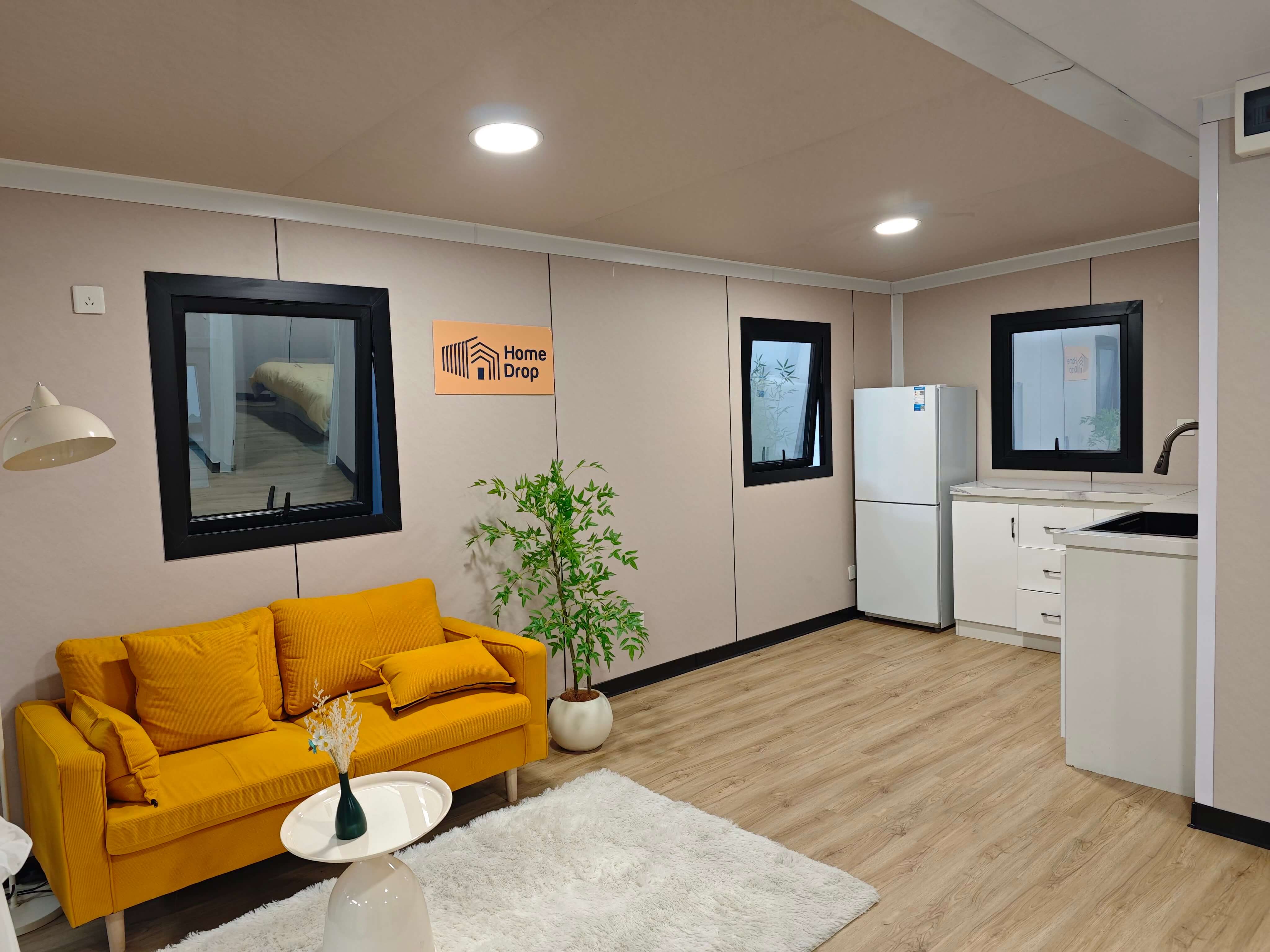 Prefab vs Traditional Construction: A Friendly Guide for New Home Builders